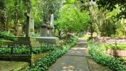 PICTURES/Highgate Cemetery East & West - London, England/t_20230520_130919.jpg